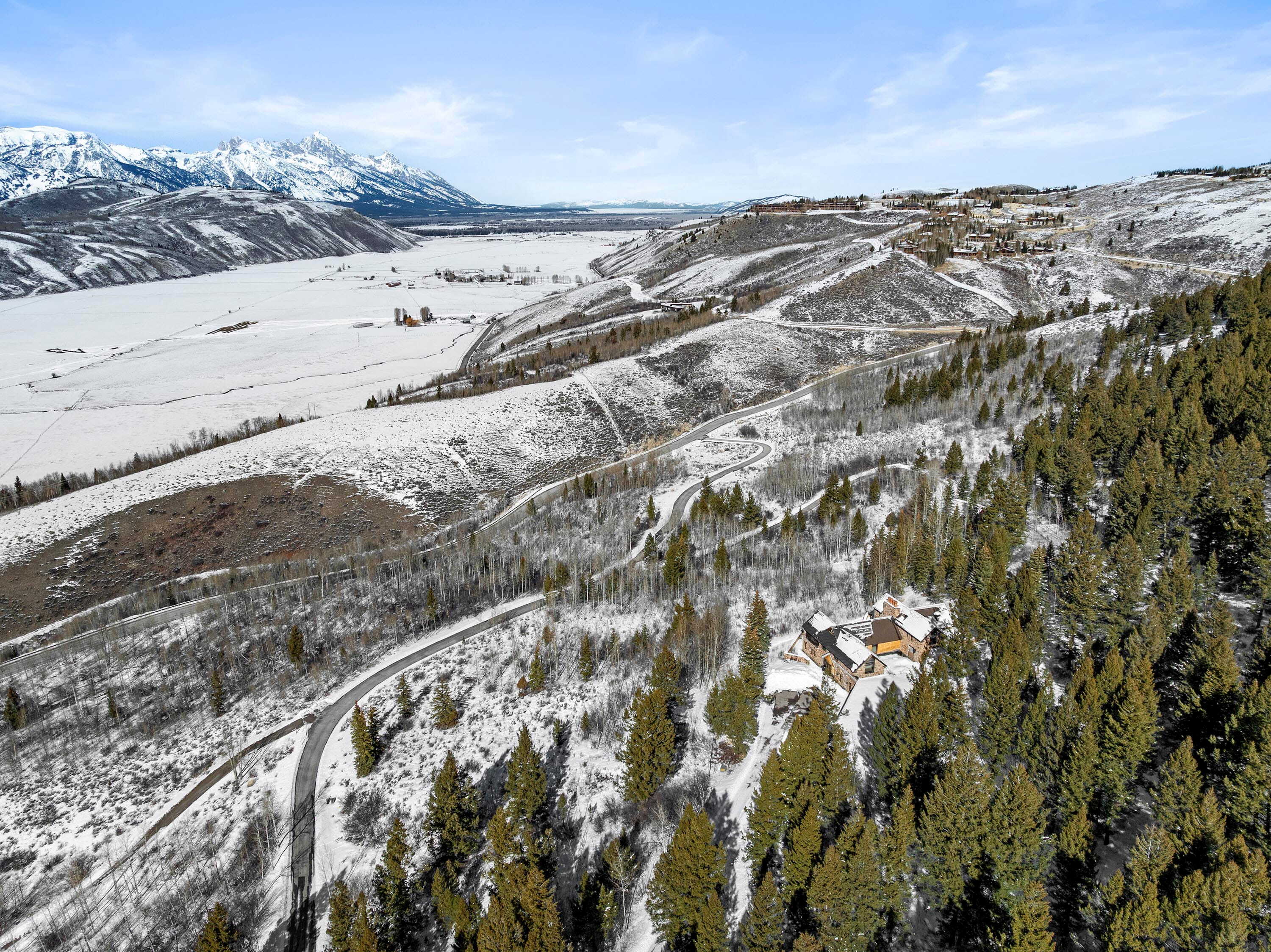 02_Pine_Siskin_Road_-_Luxury_Real_Estate_-_Concierge_Auctions (1)