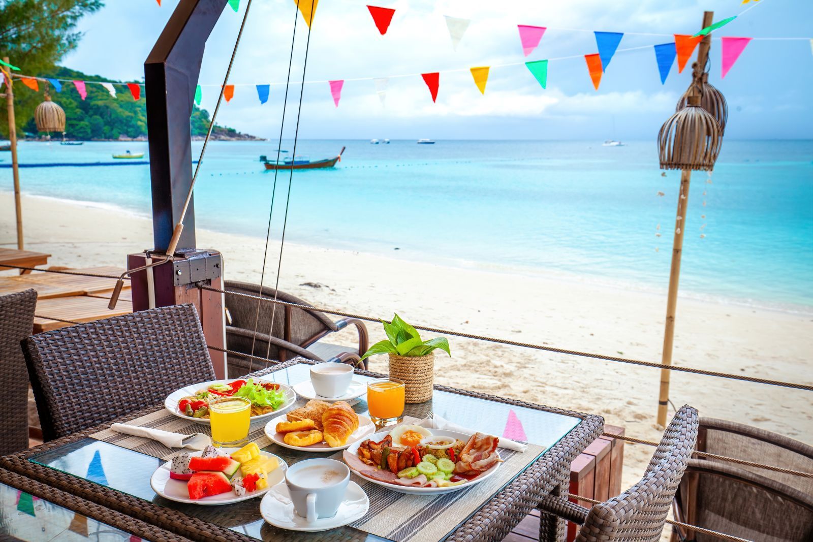 Best Beachside Breakfasts in Dubai