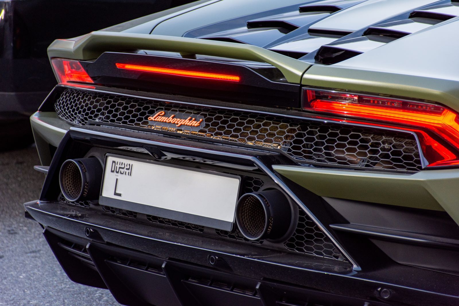 expensive number plate dubai