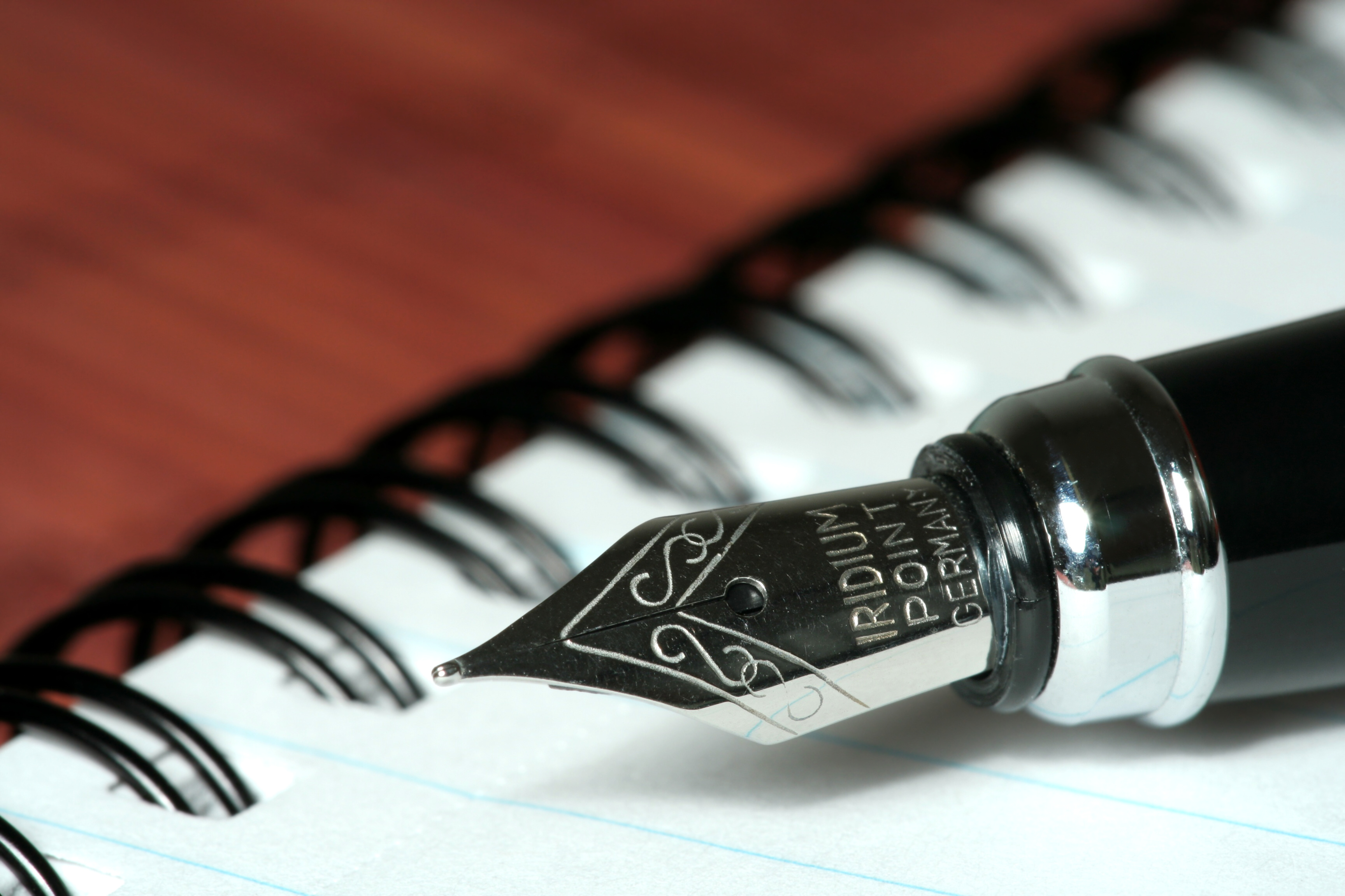 shutterstock_13995769Most expensive pen in the world.jpg Most expensive pen in the world