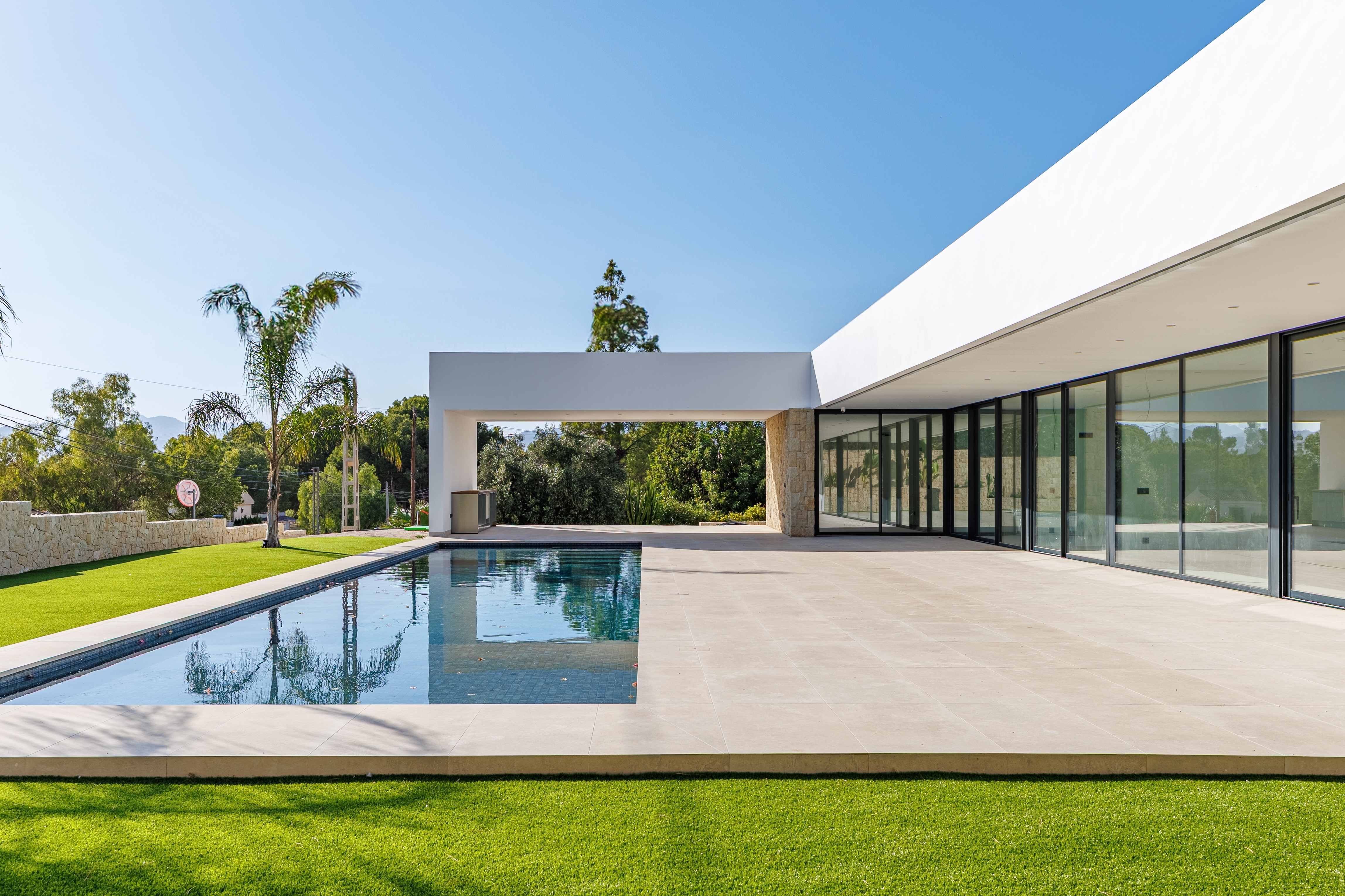 Drawing Families to Jumeirah Golf Estates